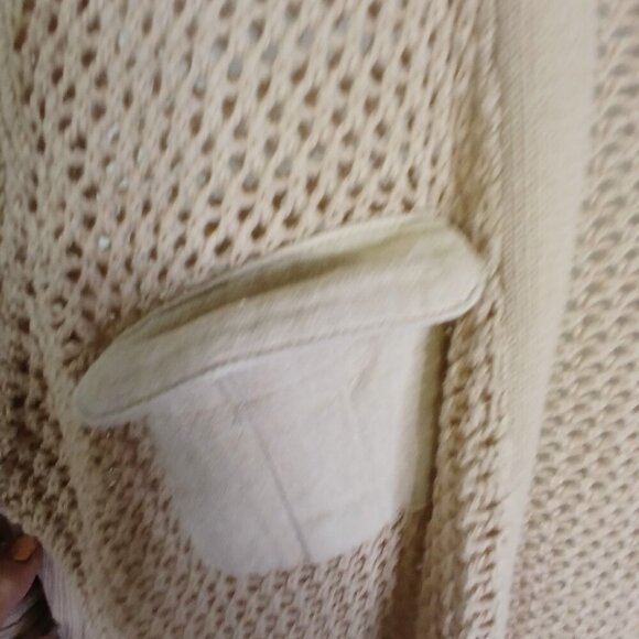 UEC Jaclyn Smith Tan Knit Cardigan with pockets size medium - Picture 4 of 8